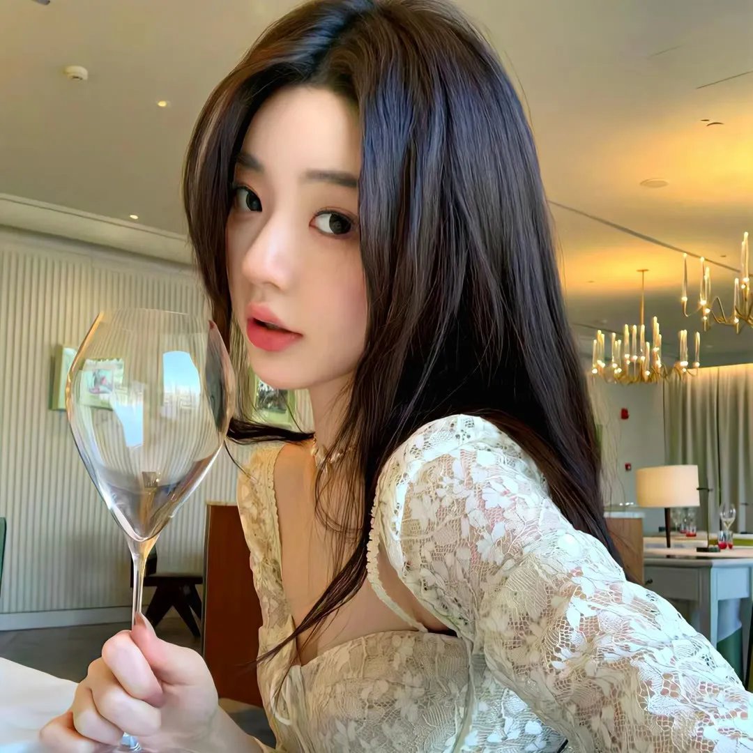 笼里的女人